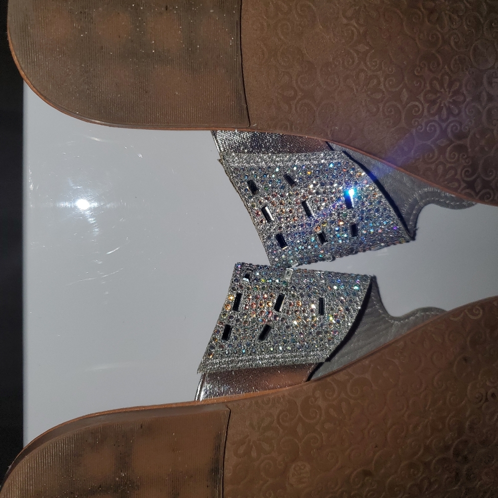 C&M Rhinestone flate sandals - Picture 5 of 7
